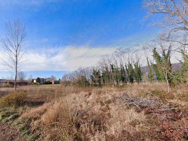 terreno edificabile in vendita ad Osoppo in zona Rivoli