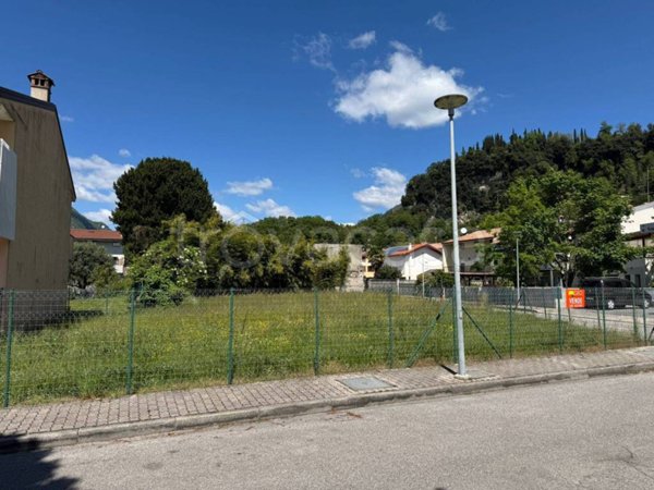 terreno edificabile in vendita ad Osoppo