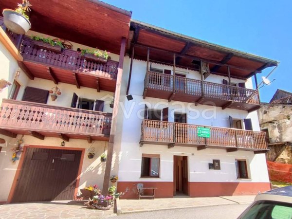 casa indipendente in vendita ad Ovaro