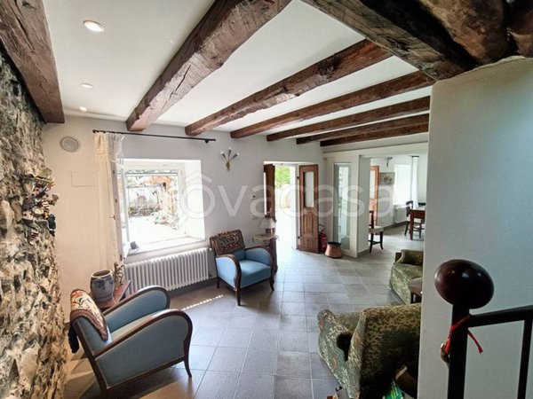 casa indipendente in vendita ad Ovaro