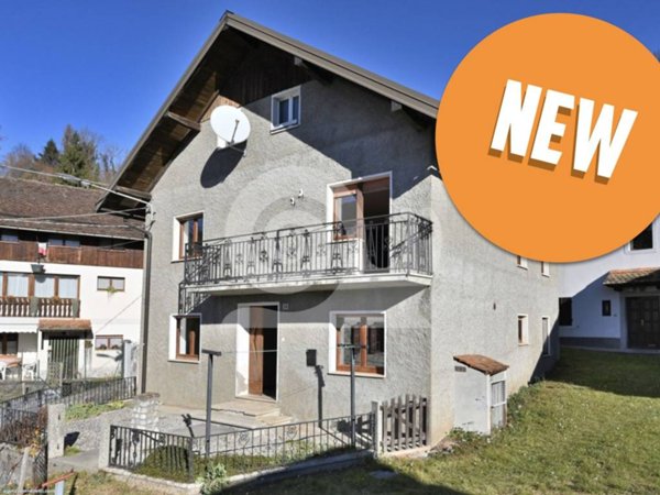 casa indipendente in vendita ad Ovaro