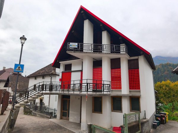 casa indipendente in vendita ad Ovaro