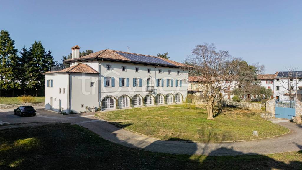 villa in vendita a Pagnacco