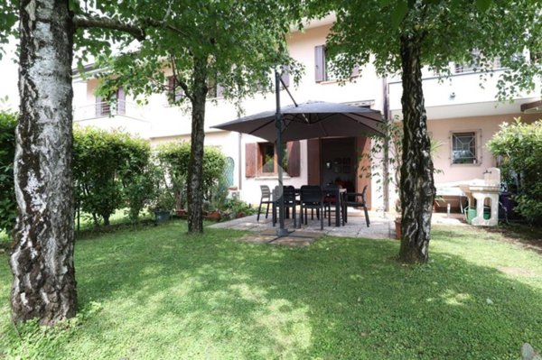 casa indipendente in vendita a Pagnacco