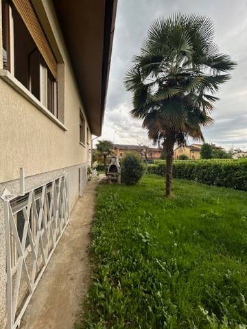 casa indipendente in vendita a Pagnacco