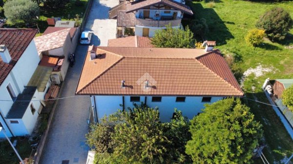 casa indipendente in vendita a Pagnacco in zona Plaino