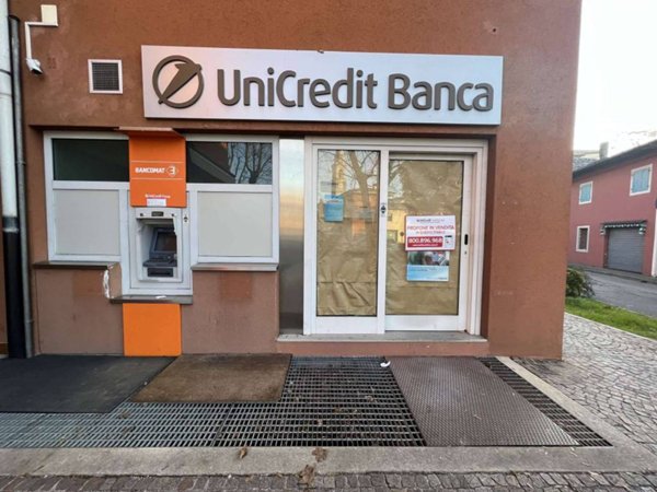 negozio in vendita a Pagnacco