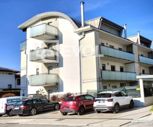 appartamento in vendita a Pagnacco in zona Plaino