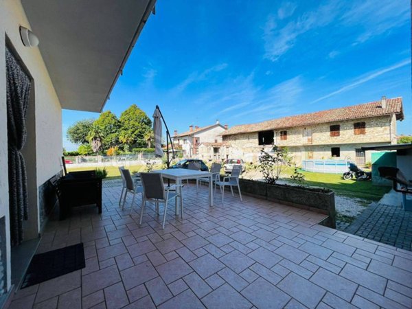 casa indipendente in vendita a Pagnacco in zona Plaino