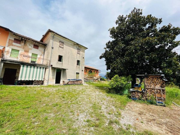 casa indipendente in vendita a Pagnacco