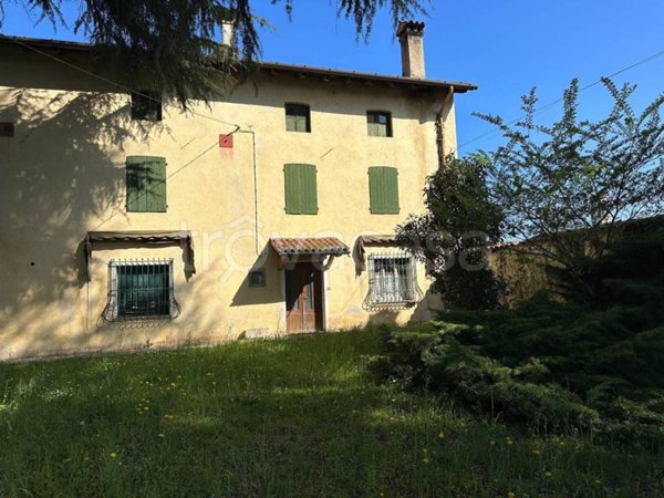 casa indipendente in vendita a Pagnacco