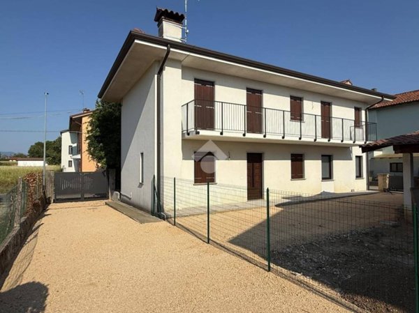 appartamento in vendita a Pagnacco in zona Plaino