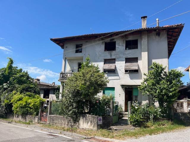 casa indipendente in vendita a Pagnacco in zona Zampis