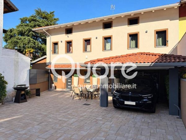 casa indipendente in vendita a Pagnacco in zona Plaino