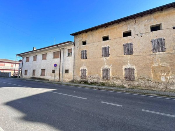 casa indipendente in vendita a Palazzolo dello Stella in zona Piancada