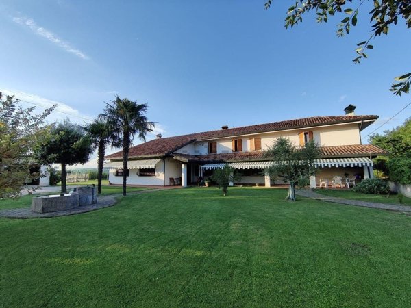 casa indipendente in vendita a Palazzolo dello Stella