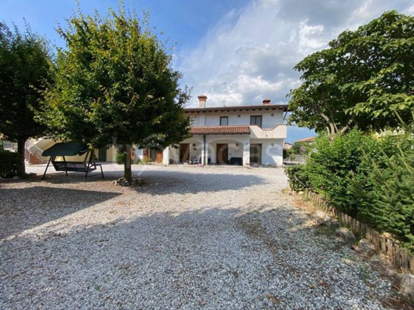 casa indipendente in vendita a Palazzolo dello Stella in zona Piancada