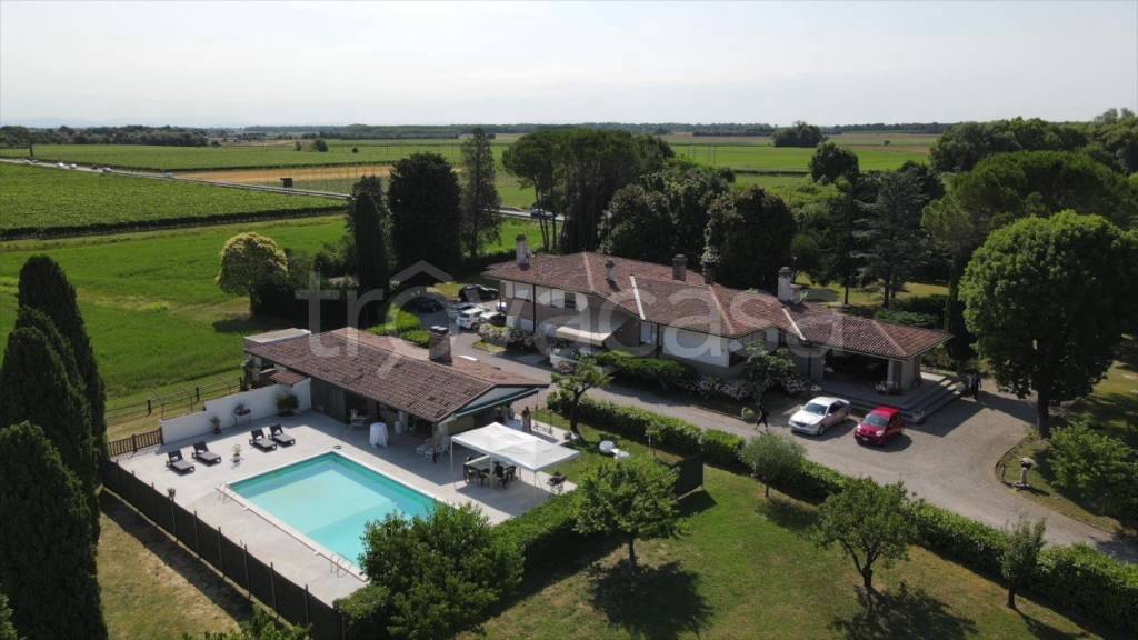 casa indipendente in vendita a Palazzolo dello Stella