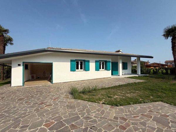 casa indipendente in vendita a Palazzolo dello Stella in zona Piancada