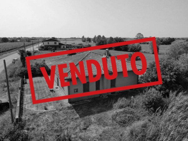 casa indipendente in vendita a Palazzolo dello Stella