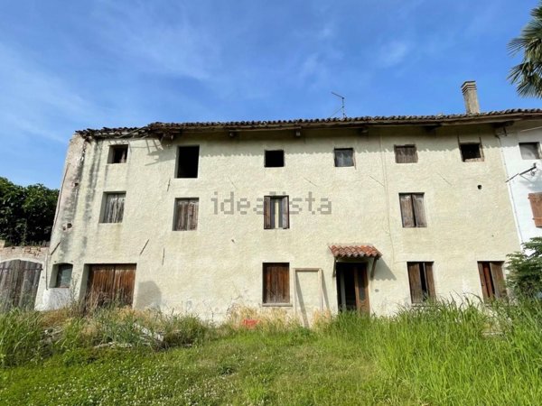 casale in vendita a Palazzolo dello Stella