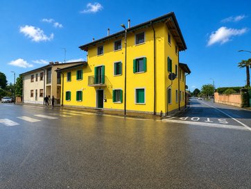 intera palazzina in vendita a Palazzolo dello Stella