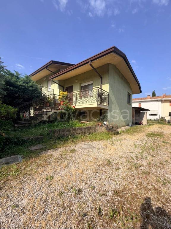 casa indipendente in vendita a Palazzolo dello Stella in zona Piancada
