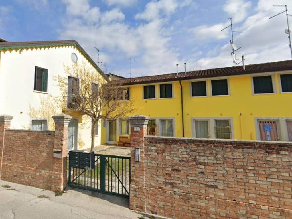 appartamento in vendita a Palazzolo dello Stella in zona Polesan
