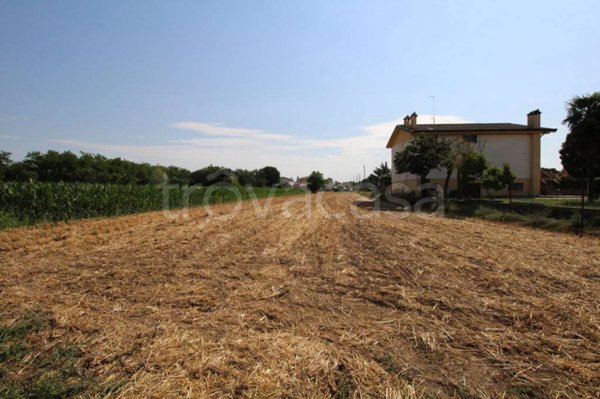 terreno edificabile in vendita a Palmanova in zona Ialmicco