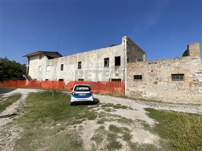 terreno edificabile in vendita a Palmanova in zona Ialmicco