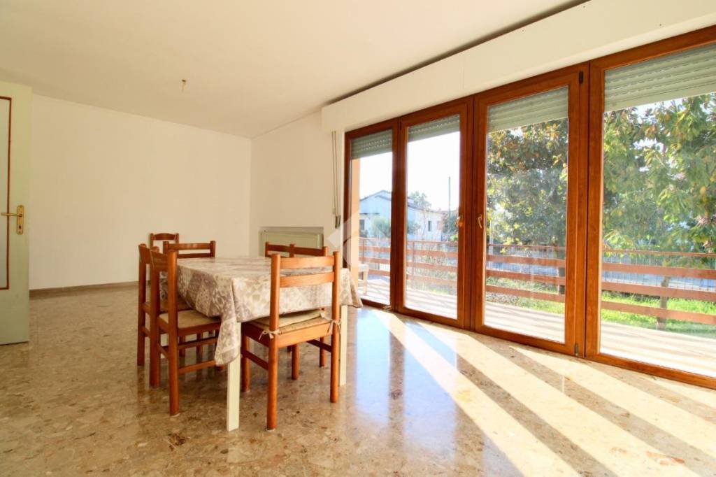 casa indipendente in vendita a Palmanova in zona Sottoselva