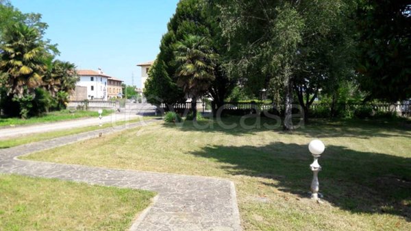 casa indipendente in vendita a Palmanova in zona Ialmicco