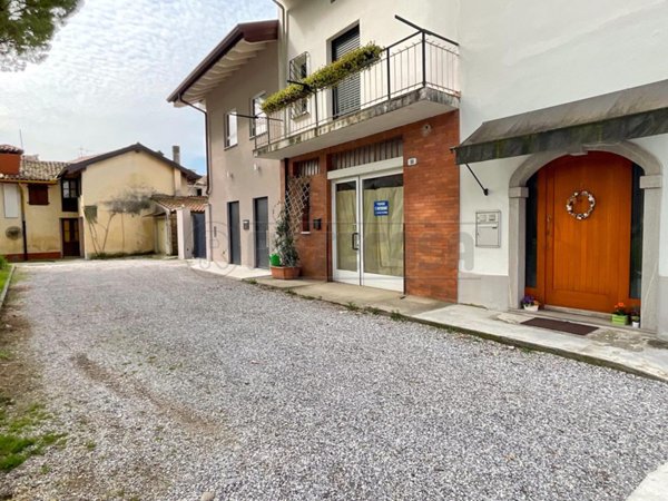 locale commerciale in vendita a Palmanova