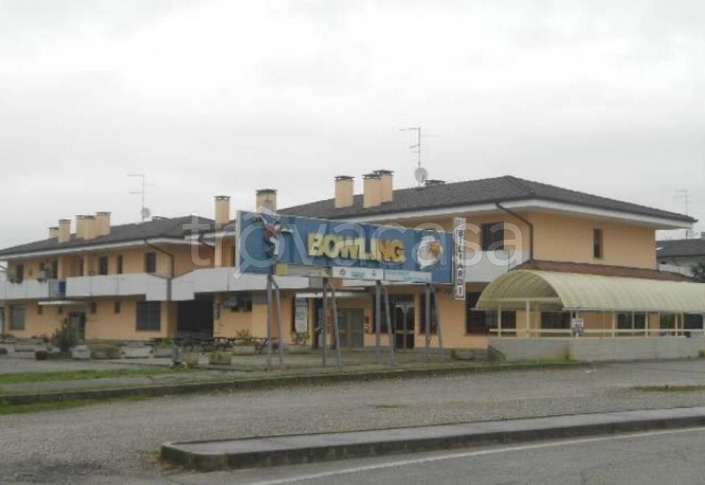 negozio in vendita a Palmanova in zona Sottoselva