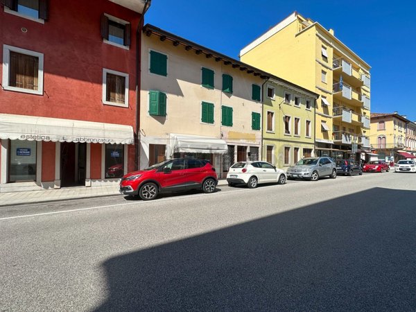 locale commerciale in vendita a Palmanova in zona San Marco