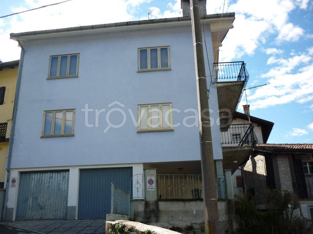 appartamento in vendita a Paluzza in zona Rivo