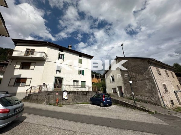 casa indipendente in vendita a Paluzza in zona Naunina