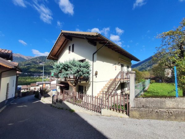 casa indipendente in vendita a Paluzza in zona Rivo