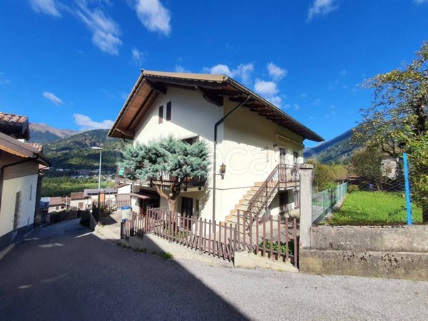 casa indipendente in vendita a Paluzza in zona Rivo