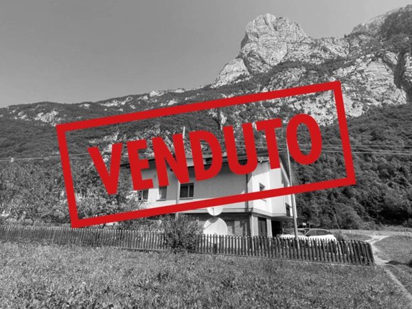 casa indipendente in vendita a Paluzza in zona Timau