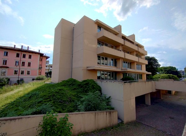 appartamento in vendita a Pasian di Prato in zona Santa Caterina