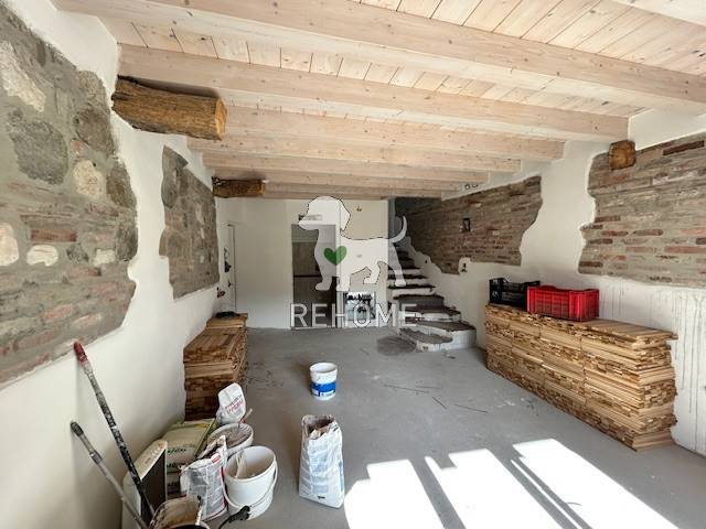 casa indipendente in vendita a Pasian di Prato in zona Passons