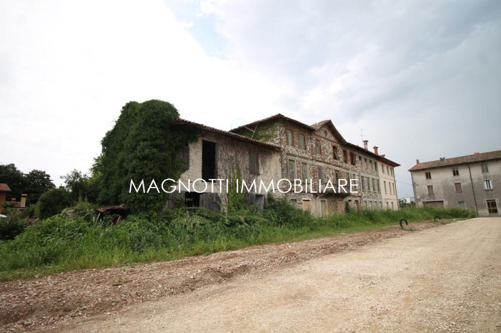 casa indipendente in vendita a Pasian di Prato