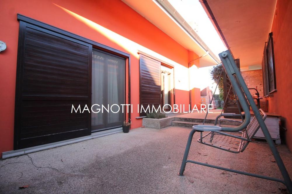 casa indipendente in vendita a Pasian di Prato in zona Passons