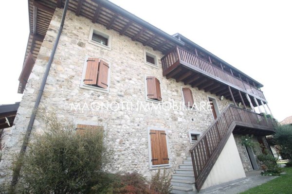 appartamento in vendita a Pasian di Prato