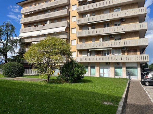 appartamento in vendita a Pasian di Prato in zona Santa Caterina