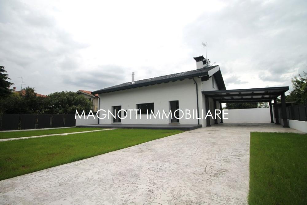 casa indipendente in vendita a Pasian di Prato