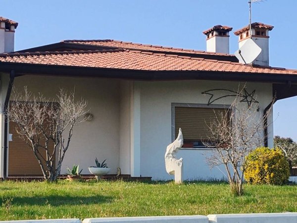 casa indipendente in vendita a Pasian di Prato