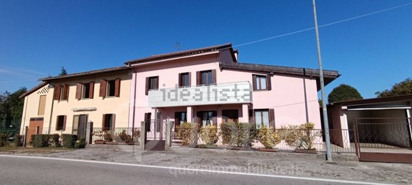 casa indipendente in vendita a Pasian di Prato in zona Colloredo di Prato