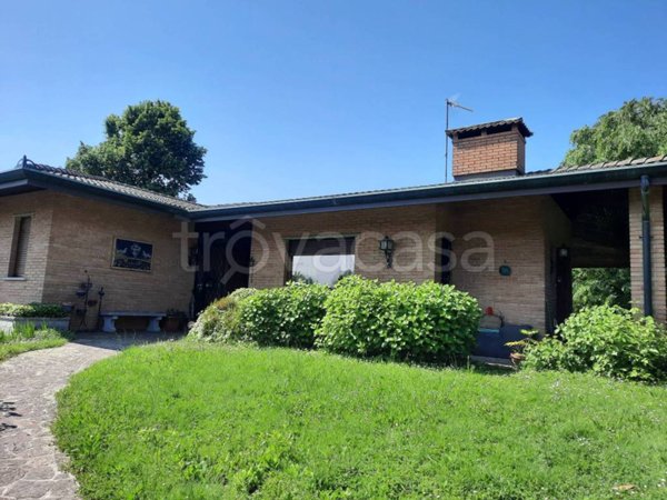 casa indipendente in vendita a Pasian di Prato in zona Colloredo di Prato